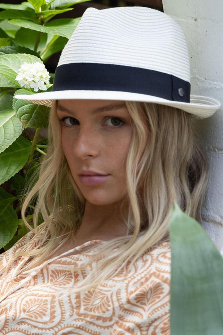 Evoke Harley Unisex Trilby - Ivory - Erilan