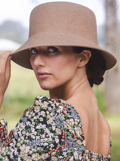 Rigon Madonna Bucket Winter Hat - Light Camel - Erilan